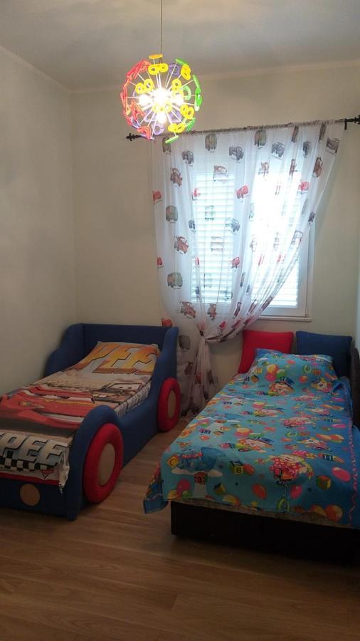 Kuti Villa, Pool And Relax For 12 Persons מראה חיצוני תמונה