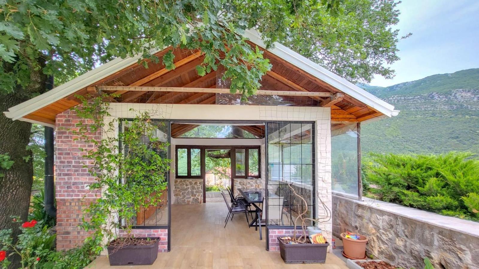 Kuti Villa, Pool And Relax For 12 Persons מראה חיצוני תמונה